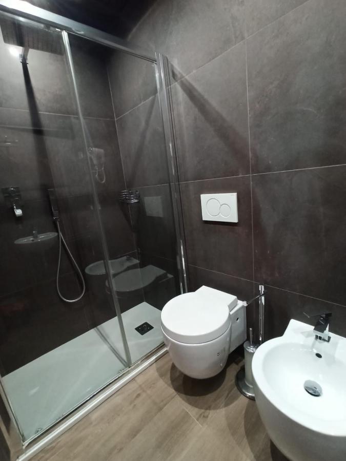 Albergo Italia Di Nardi Renzo & C Snc Poggibonsi Extérieur photo